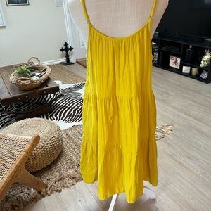 Yellow sundress with pockets